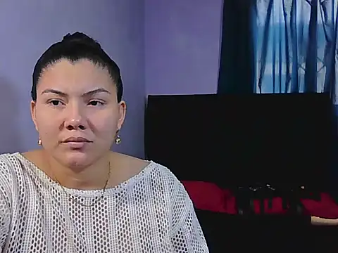 Helena-Paola online show from April 2026 08:48:01 PM