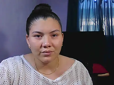 Helena-Paola online show from April 2026 08:54:02 PM