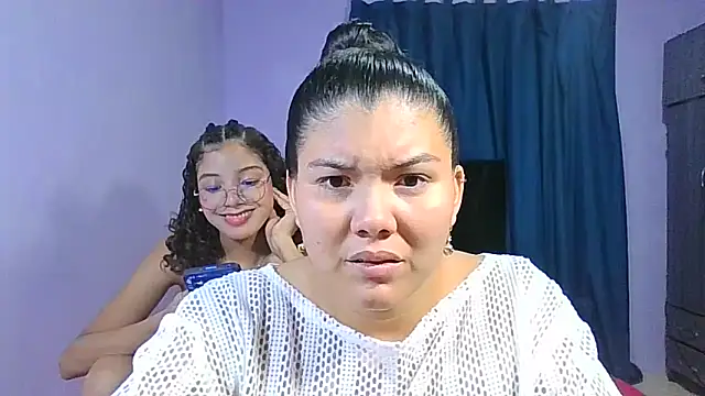 Helena-Paola online show from February 2026 05:26:02 AM