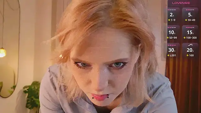 MoonlightAsuna online show from February 2026 01:40:01 PM