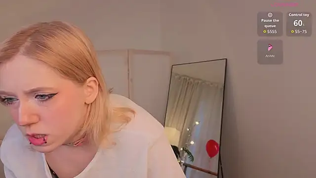 MoonlightAsuna online show from February 2026 01:43:02 PM