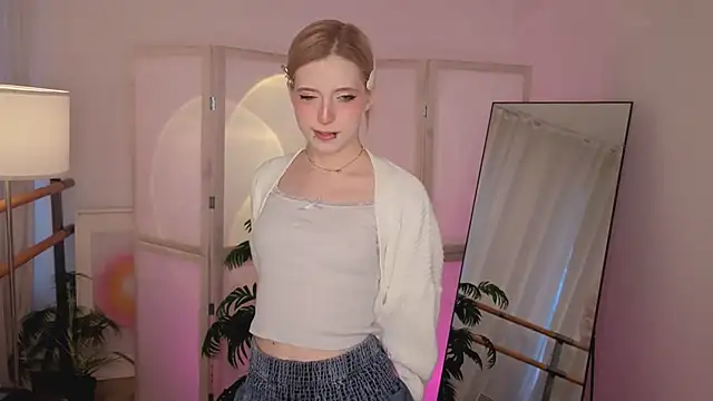 MoonlightAsuna online show from February 2026 02:03:01 PM