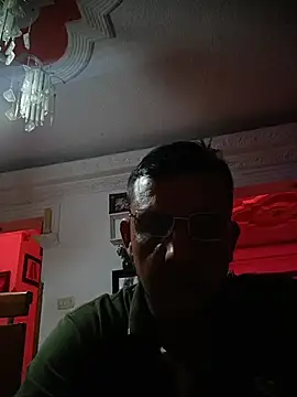 Snapshot of Juanstevan2724 chatting on February 2026 03:31:02 AM Juanstevan2724 online show from February 2026 03:31:02 AM