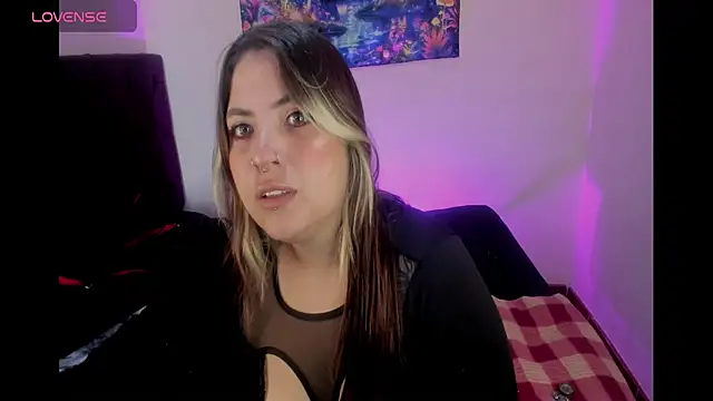 lunaa rayy420 online show from June 2026 04:44:02 PM