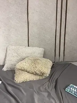 lilithdya online show from April 2026 01:45:01 AM