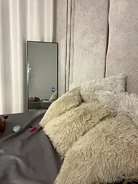 lilithdya online show from April 2026 12:35:01 AM