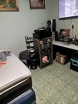 Snapshot of Bigmonstrr chatting on February 2026 05:50:01 AM Bigmonstrr online show from February 2026 05:50:01 AM