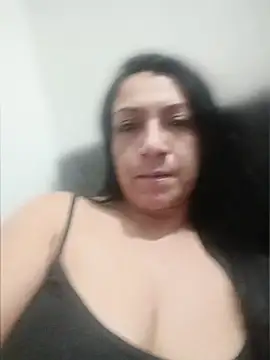 Snapshot of Katysaez chatting on May 2026 04:19:02 AM Katysaez online show from May 2026 04:19:02 AM