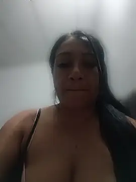 Snapshot of Katysaez chatting on June 2026 05:16:01 AM Katysaez online show from June 2026 05:16:01 AM
