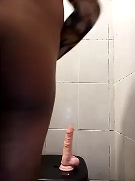 Snapshot of CorrectMusic2 chatting on February 2026 07:30:02 PM CorrectMusic2 online show from February 2026 07:30:02 PM