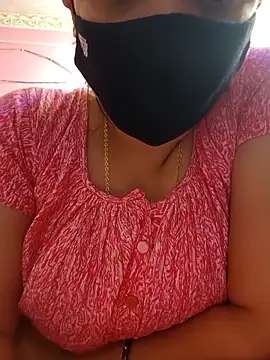 Snapshot of diyabannerjee chatting on February 2026 01:18:02 AM diyabannerjee online show from February 2026 01:18:02 AM