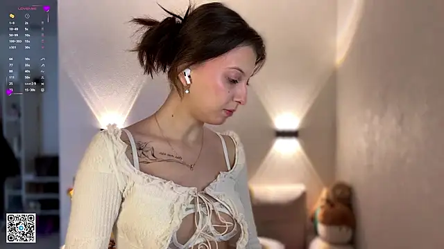 LouiseChavez online show from March 2026 08:05:01 AM