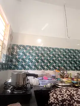 Hot-Tinaa online show from February 2026 08:14:01 AM