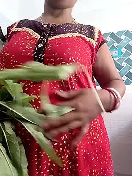 Hot-Tinaa online show from May 2026 09:23:01 AM