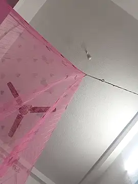 Hot-Tinaa online show from February 2026 02:22:02 AM