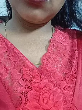 Hot-Tinaa online show from May 2026 12:14:01 AM