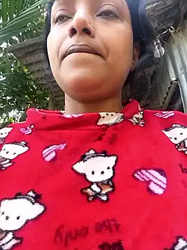 Hot-Tinaa online show from February 2026 04:33:02 AM