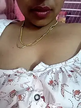 Hot-Tinaa online show from March 2026 07:48:02 PM