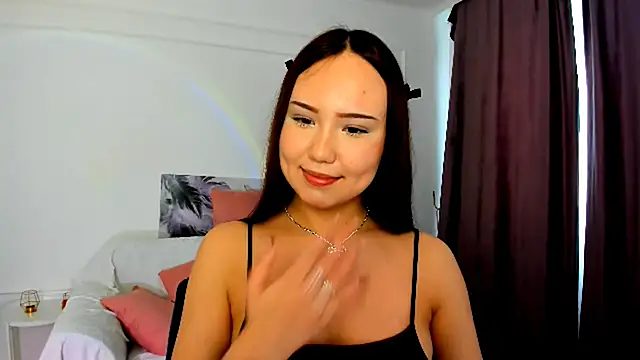 GlowMe online show from March 2026 10:42:01 AM