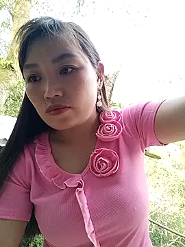 lia-coy online show from April 2026 12:28:02 AM