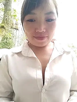 lia-coy online show from April 2026 12:00:01 AM