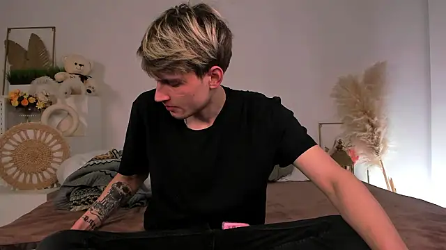 Volan Starts online show from February 2026 04:26:02 AM