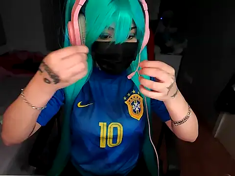 Lucyiy  online show from June 2026 04:50:01 AM