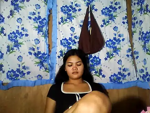 PinaySkinnyJust18 online show from May 2026 12:25:01 AM