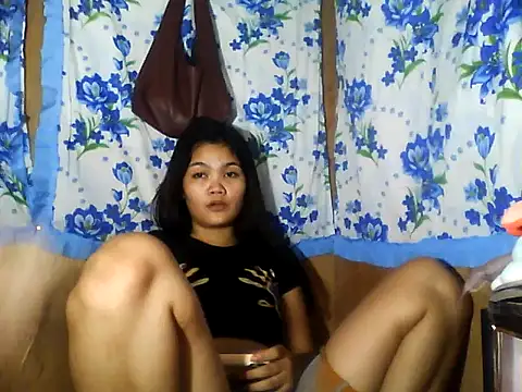PinaySkinnyJust18 online show from May 2026 11:49:02 PM