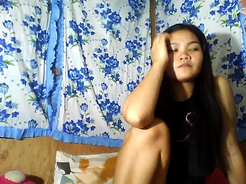 Snapshot of PinaySkinnyJust18 chatting on June 2026 09:59:01 PM PinaySkinnyJust18 online show from June 2026 09:59:01 PM