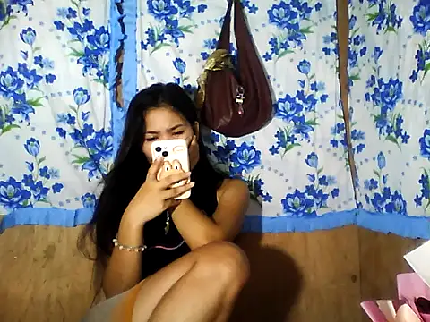 PinaySkinnyJust18 online show from May 2026 10:57:01 PM