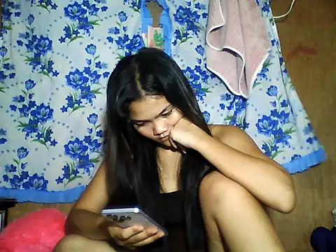 Snapshot of PinaySkinnyJust18 chatting on June 2026 10:20:01 AM PinaySkinnyJust18 online show from June 2026 10:20:01 AM