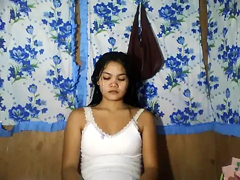 PinaySkinnyJust18 online show from May 2026 02:23:01 PM