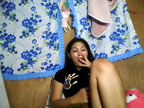 Snapshot of PinaySkinnyJust18 chatting on June 2026 09:54:01 AM PinaySkinnyJust18 online show from June 2026 09:54:01 AM