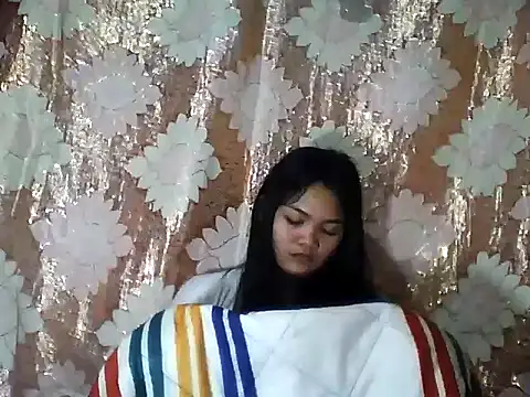 PinaySkinnyJust18 online show from March 2026 09:17:01 PM