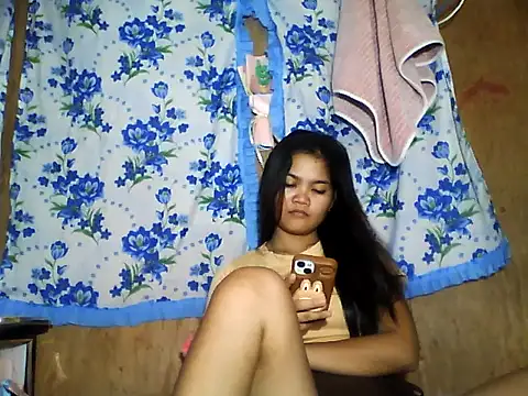 Snapshot of PinaySkinnyJust18 chatting on June 2026 10:36:02 PM PinaySkinnyJust18 online show from June 2026 10:36:02 PM