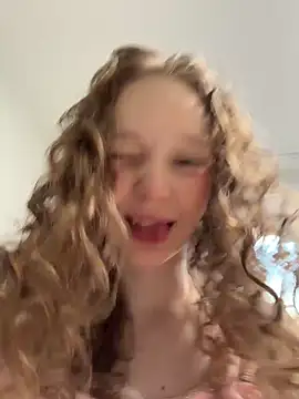 outside rosy online show from April 2026 04:58:02 PM