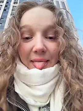 outside rosy online show from March 2026 04:30:02 PM