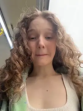 outside rosy online show from March 2026 03:24:02 PM