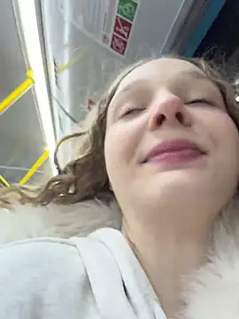 outside rosy online show from April 2026 08:40:02 PM