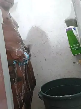 Eduardoo18cm online show from March 2026 06:01:01 PM