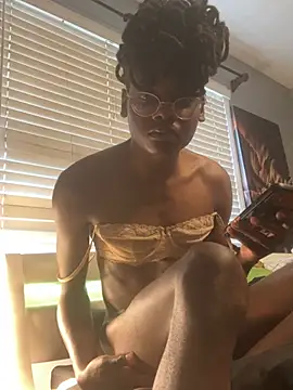 Snapshot of barracksbunny chatting on August 2026 08:14:01 PM barracksbunny online show from August 2026 08:14:01 PM