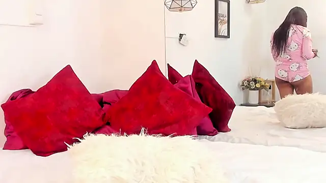 annarosse  online show from March 2026 12:09:01 PM