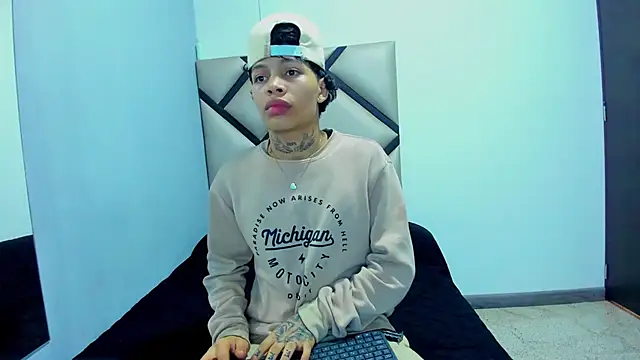 Dogan Renzo0 online show from March 2026 10:48:01 AM