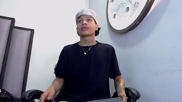 Dogan Renzo0 online show from March 2026 11:28:02 AM