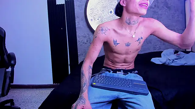 Dogan Renzo0 online show from March 2026 12:02:02 PM