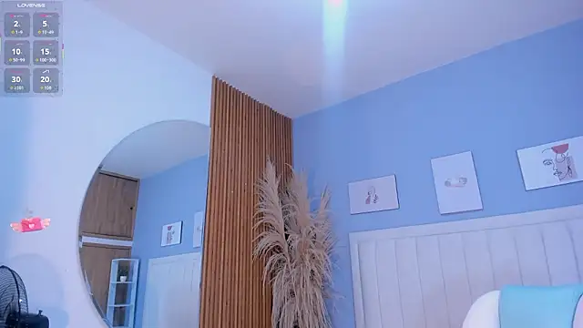 helen jonesx online show from February 2026 01:00:01 PM