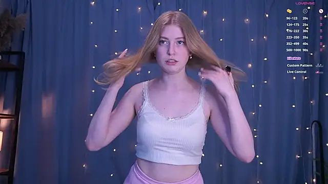 LanaRoxxy online show from April 2026 12:50:02 PM