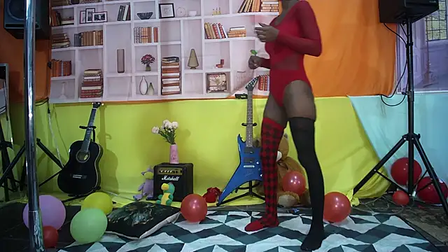 saucychocolate online show from February 2026 09:37:02 PM