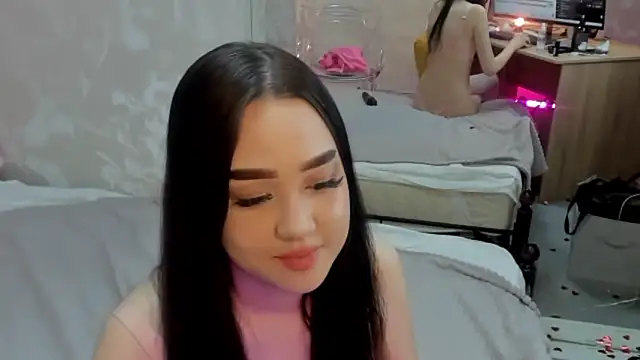 Snapshot of NaomiKim_ chatting on February 2026 01:24:02 PM NaomiKim online show from February 2026 01:24:02 PM